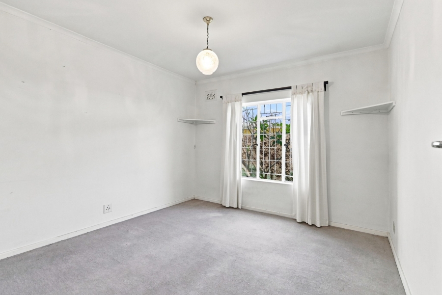 3 Bedroom Property for Sale in Harfield Village Western Cape